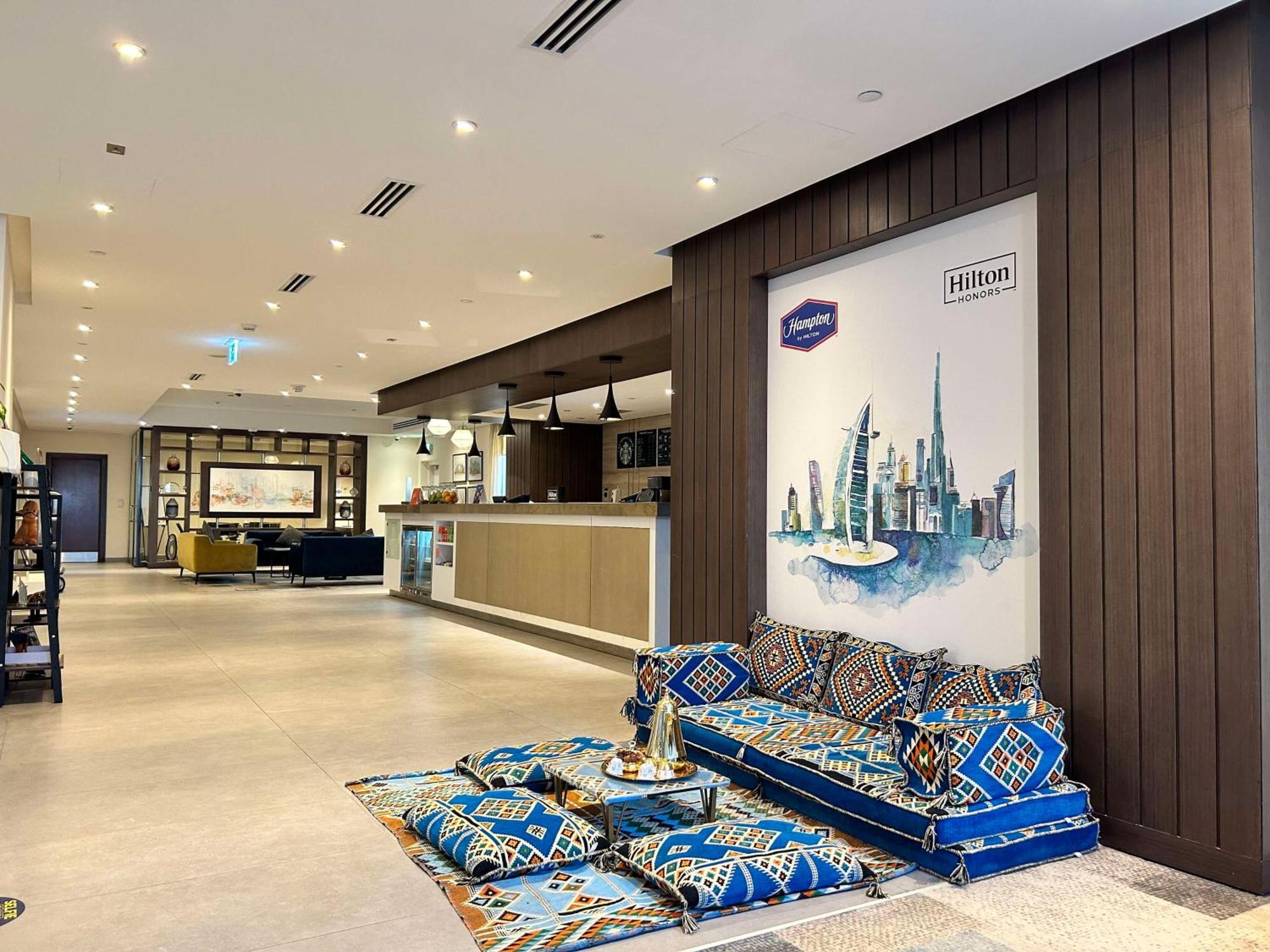 Hampton By Hilton Dubai Al Barsha Hotel Exterior foto